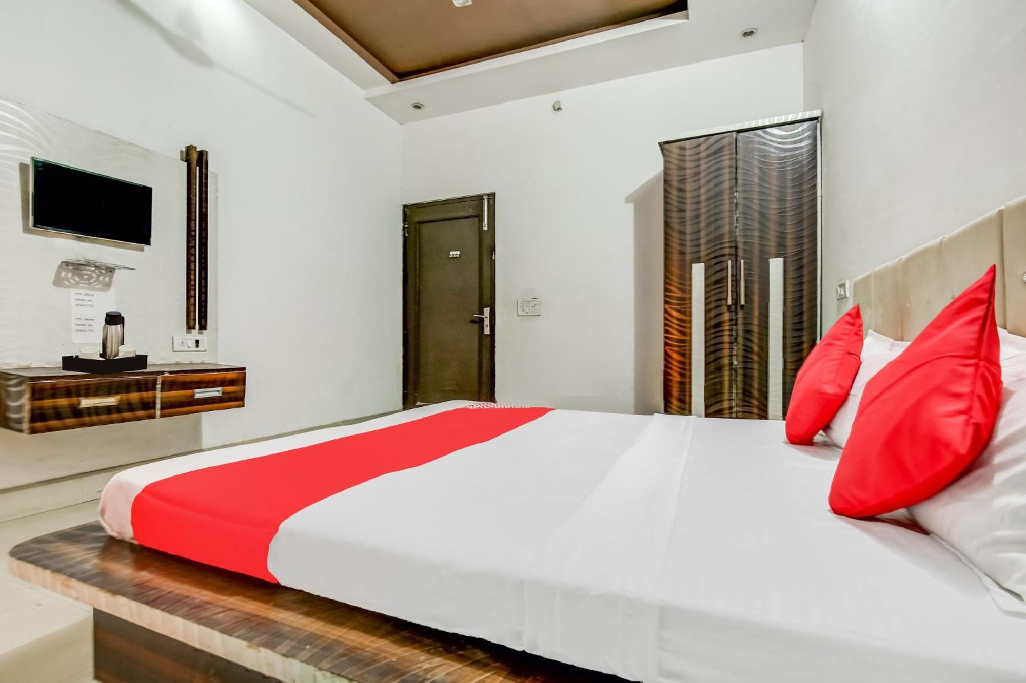 Flagship Hotel Big Boss Kurukshetra Dış mekan fotoğraf