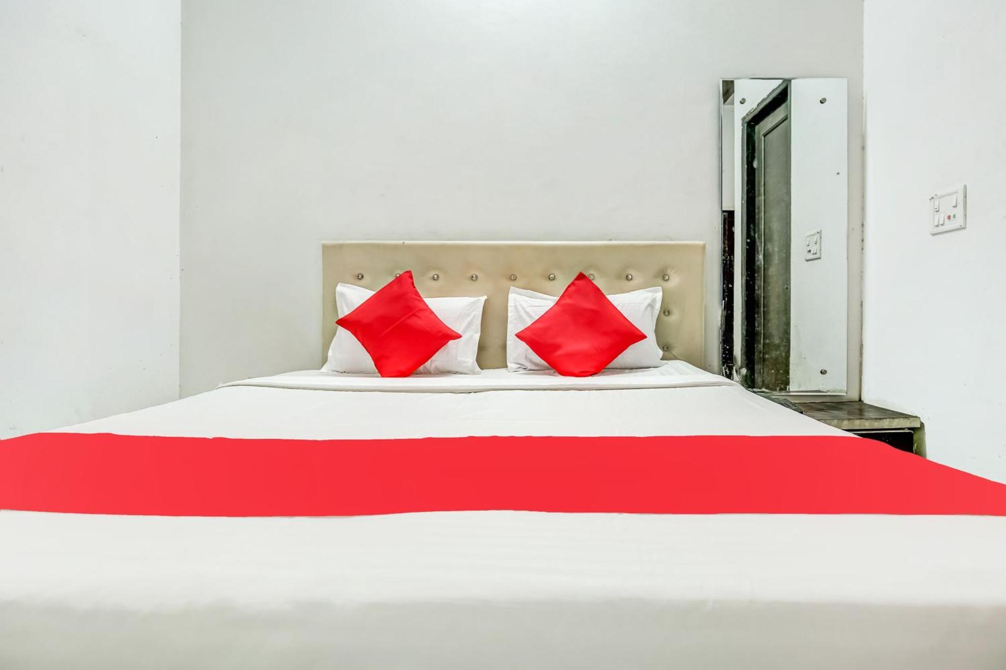 Flagship Hotel Big Boss Kurukshetra Dış mekan fotoğraf