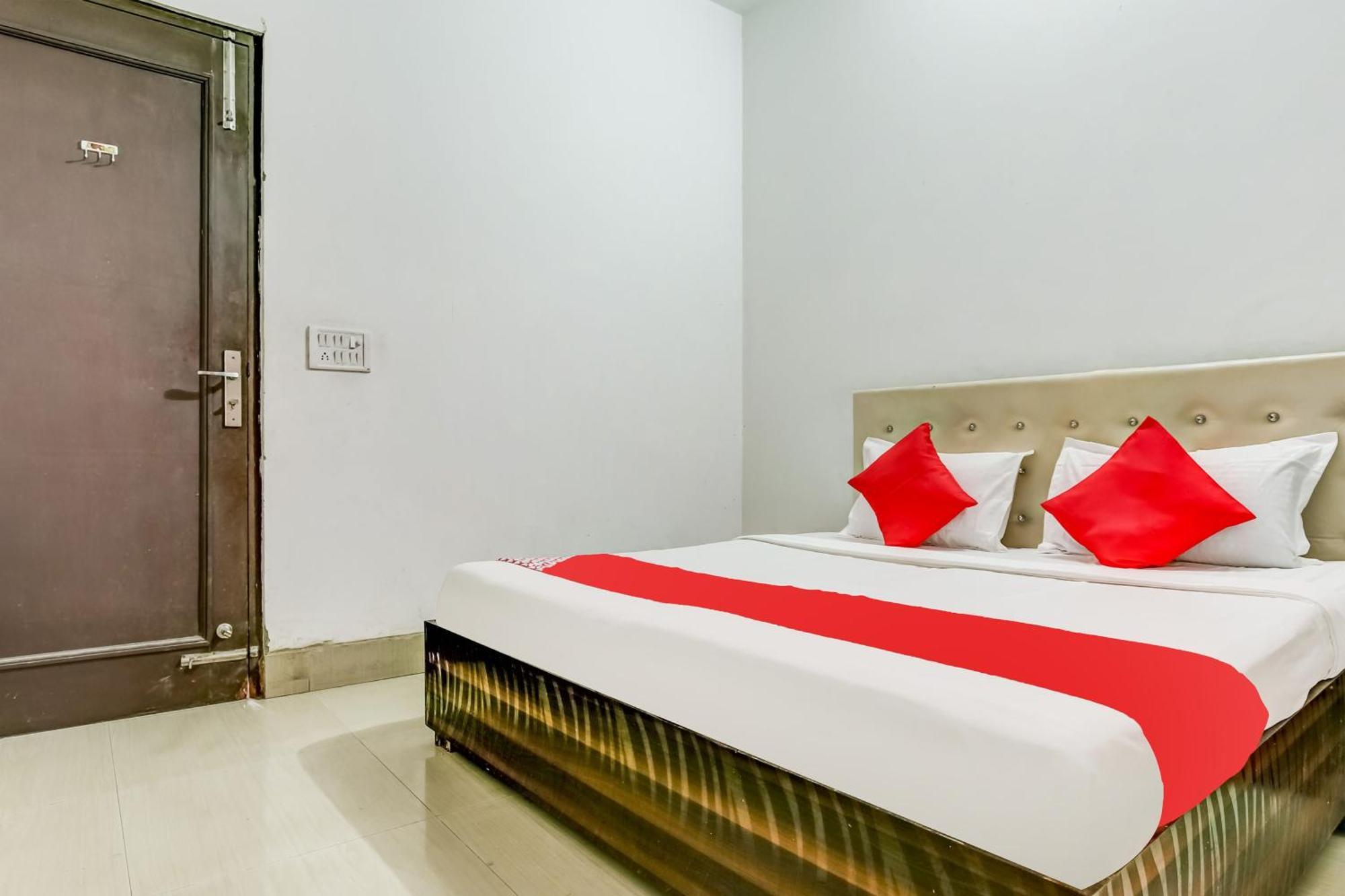 Flagship Hotel Big Boss Kurukshetra Dış mekan fotoğraf
