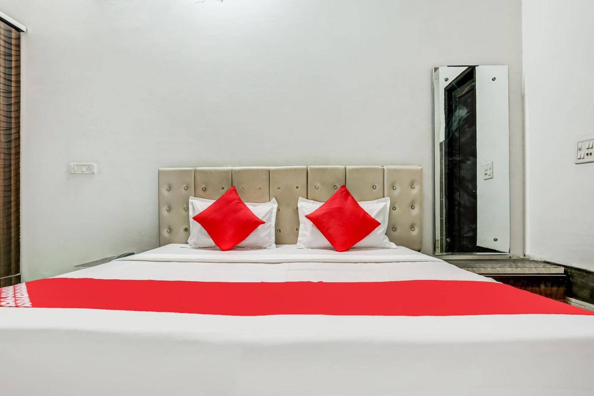 Flagship Hotel Big Boss Kurukshetra Dış mekan fotoğraf